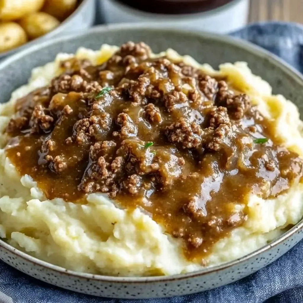 Ground Beef and Gravy Over Mashed Potatoes