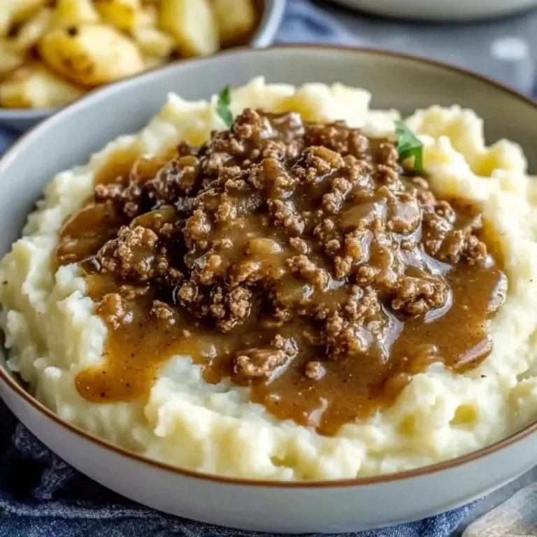 Ground Beef and Gravy Over Mashed Potatoes